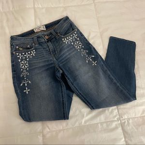 BOGO Abercrombie Embroidered Straight Leg Jeans